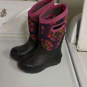 Bogs Black and Pink Floral Winter Rain Boots
